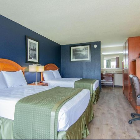 Reidsville Inn & Suites By Oyo Hwy 29 エクステリア 写真