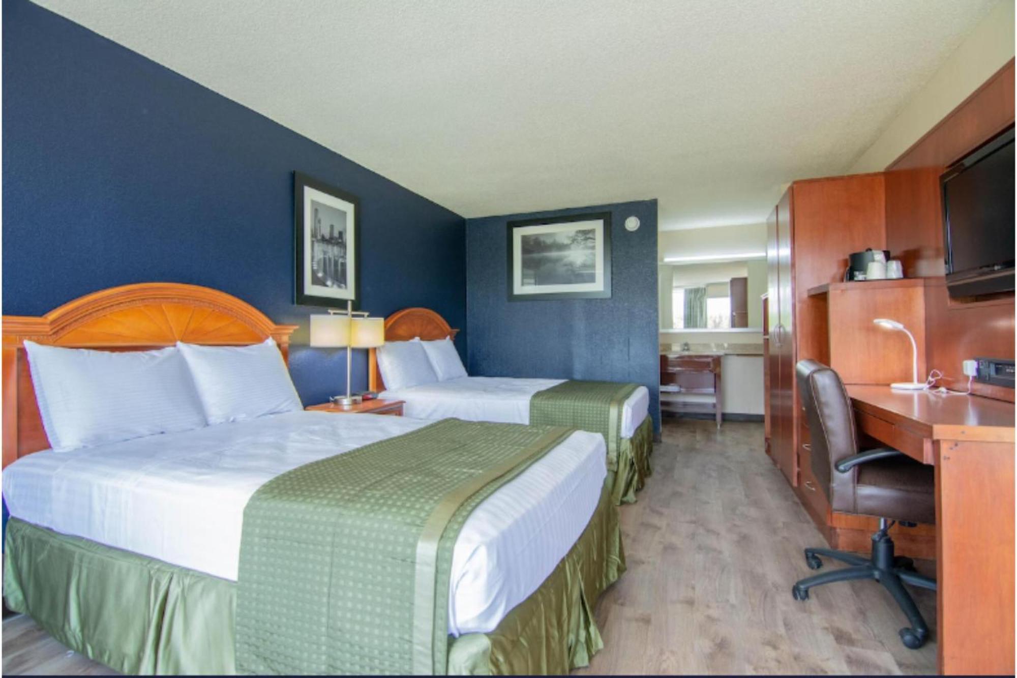 Reidsville Inn & Suites By Oyo Hwy 29 エクステリア 写真