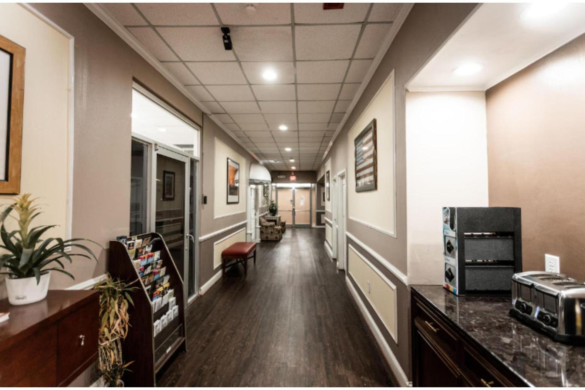 Reidsville Inn & Suites By Oyo Hwy 29 エクステリア 写真