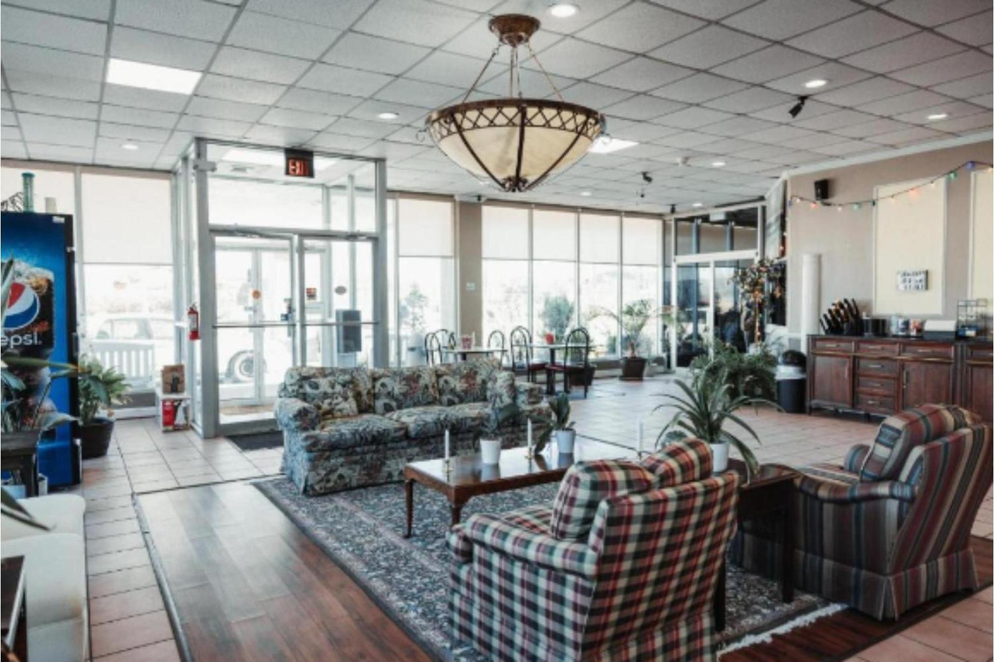 Reidsville Inn & Suites By Oyo Hwy 29 エクステリア 写真