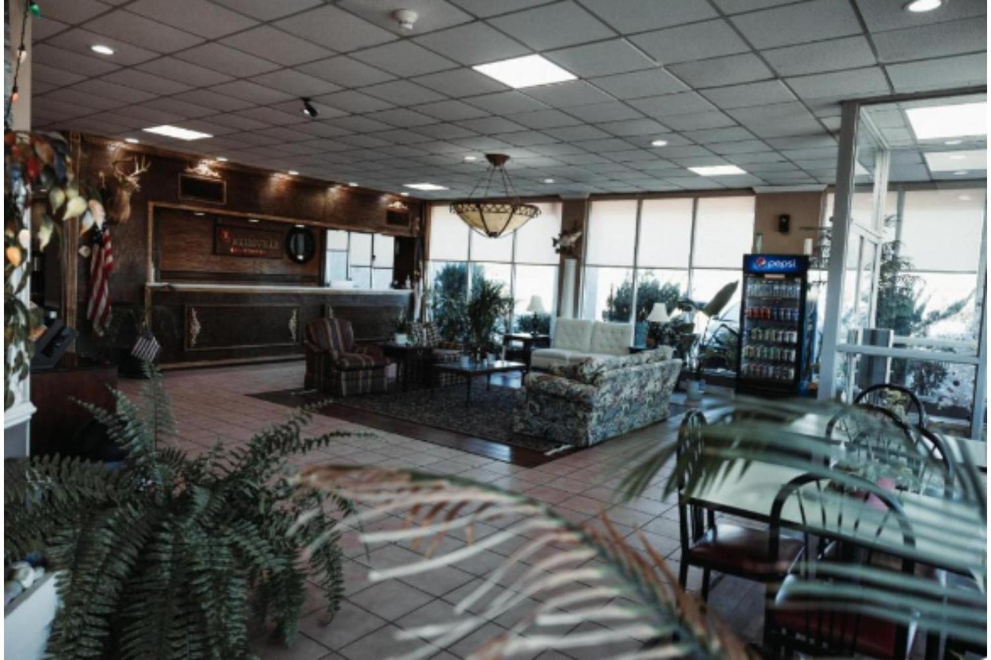 Reidsville Inn & Suites By Oyo Hwy 29 エクステリア 写真